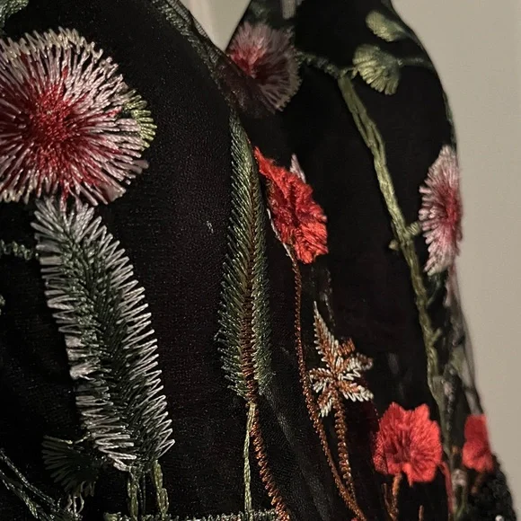 JJs House Black Floral Maxi Dress - NEW with tags! - Picture 2 of 6